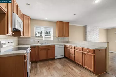 1515 Thornwood Dr, Concord, CA 94521 - Photo 13