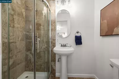 1052 Bancroft Rd, Concord, CA 94518 - Photo 13