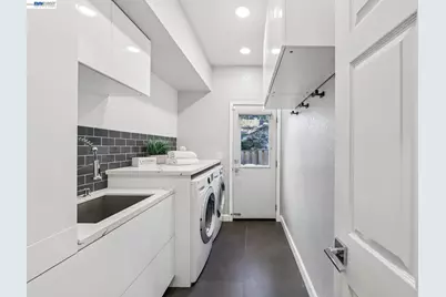 8244 Brittany Dr, Dublin, CA 94568 - Photo 25