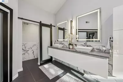 8244 Brittany Dr, Dublin, CA 94568 - Photo 31