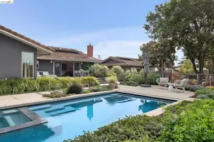 7919 Phaeton Dr, Oakland, CA 94605 - Photo 35