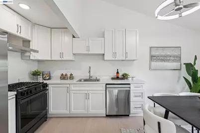 4433 Fairlands Dr, Pleasanton, CA 94588 - Photo 11