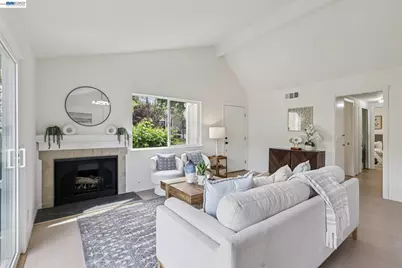 4433 Fairlands Dr, Pleasanton, CA 94588 - Photo 5