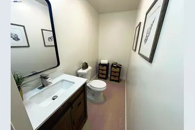 4433 Fairlands Dr, Pleasanton, CA 94588 - Photo 15