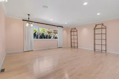 5849 Mitchell Canyon Ct, Clayton, CA 94517 - Photo 3