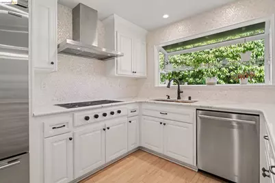 5849 Mitchell Canyon Ct, Clayton, CA 94517 - Photo 11