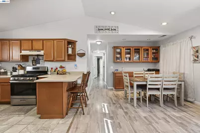 1723 Emeric Ave, San Pablo, CA 94806 - Photo 9