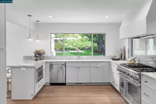 1059 Lizann Dr, Lafayette, CA 94549 - Photo 17