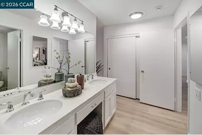 3210 Rossmoor Pkwy #4, Walnut Creek, CA 94595 - Photo 33