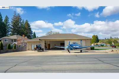 3188 Bonanza Dr, Cameron Park, CA 95682 - Photo 3