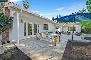 207 Normandy Ln, Walnut Creek, CA 94598 - Photo 33