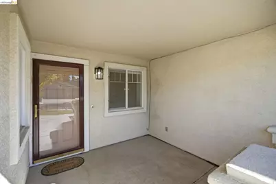 5204 Chinook Ct, Antioch, CA 94531 - Photo 9
