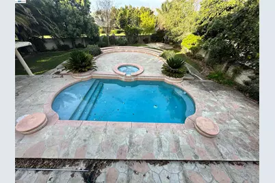 4111 Riverbrook Ct, Stockton, CA 95219 - Photo 3