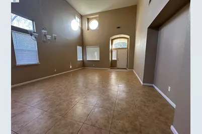 4111 Riverbrook Ct, Stockton, CA 95219 - Photo 13