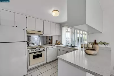 146 Ascot Ct #2, Moraga, CA 94556 - Photo 11