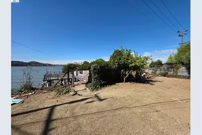 40 Sandy Beach Rd, Vallejo, CA 94590 - Photo 9