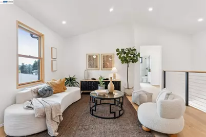 546 Weldon Ave, Oakland, CA 94610 - Photo 17