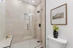 546 Weldon Ave, Oakland, CA 94610 - Photo 13