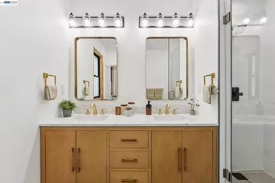 546 Weldon Ave, Oakland, CA 94610 - Photo 33