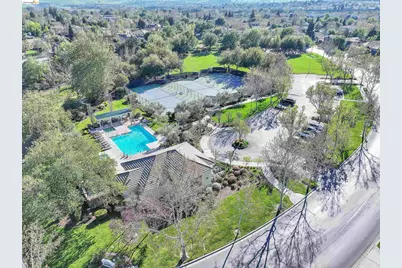 2037 Newton Dr, Brentwood, CA 94513 - Photo 25