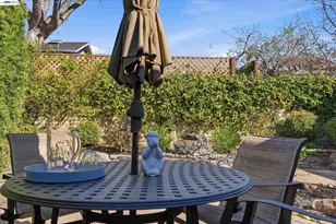 1825 Crestline Rd, Pleasanton, CA 94566 - Photo 19