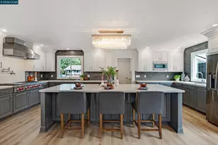 5174 Jomar Dr, Concord, CA 94521 - Photo 9