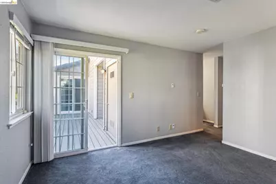 600 Canyon Oaks Drive #F, Oakland, CA 94605 - Photo 35