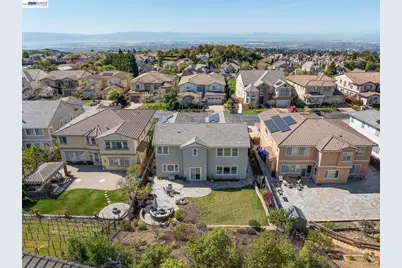 130 Arundel Dr, Hayward, CA 94542 - Photo 53