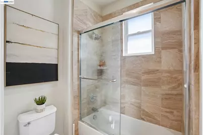 130 Arundel Dr, Hayward, CA 94542 - Photo 37