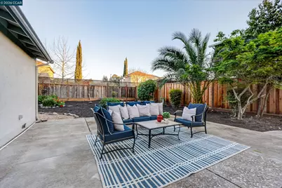 1590 Laverne Way, Concord, CA 94521 - Photo 35