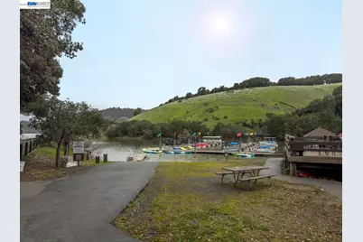 21928 Baywood Ave, Castro Valley, CA 94546 - Photo 43