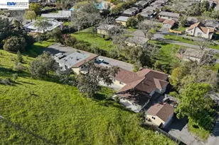 179 Los Ranchitos Rd, San Rafael, CA 94903 - Photo 35