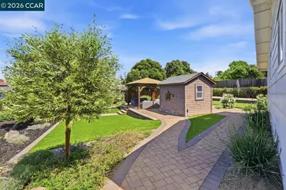 4303 Lynn Dr, Concord, CA 94518 - Photo 51