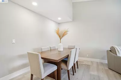 5169 Lillian Ct, Livermore, CA 94550 - Photo 9