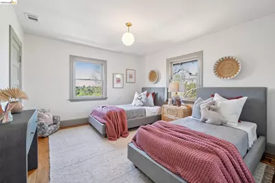 15 Blair Ave, Piedmont, CA 94611 - Photo 33
