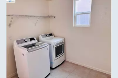 703 Claret Ln, Mountain House, CA 95391 - Photo 33