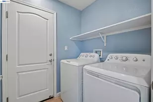 102 Fanuncio Ln, Hayward, CA 94544 - Photo 35