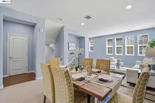 102 Fanuncio Ln, Hayward, CA 94544 - Photo 13