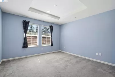 102 Fanuncio Ln, Hayward, CA 94544 - Photo 21