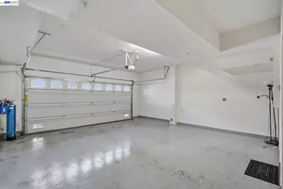 102 Fanuncio Ln, Hayward, CA 94544 - Photo 37