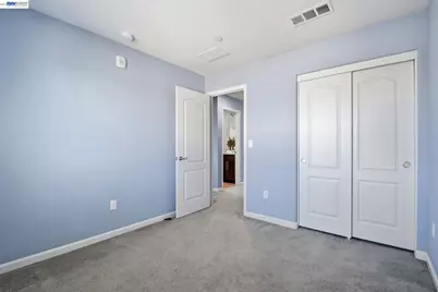 102 Fanuncio Ln, Hayward, CA 94544 - Photo 33