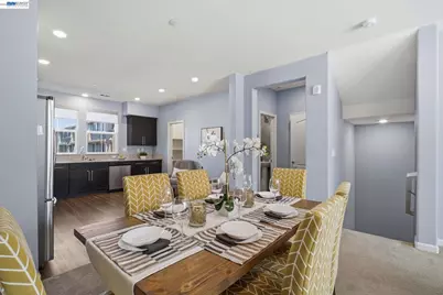 102 Fanuncio Ln, Hayward, CA 94544 - Photo 11