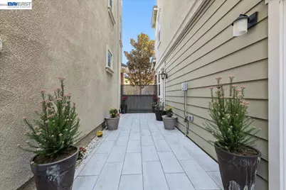 4036 Bothrin St, Dublin, CA 94568 - Photo 13