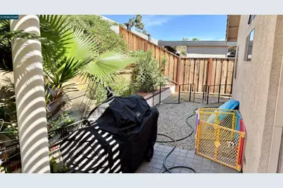 5593 Edgeview Dr, Discovery Bay, CA 94505 - Photo 41