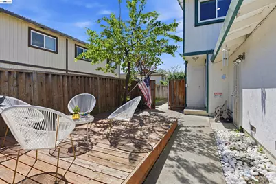 8318 Mulberry Pl, Dublin, CA 94568 - Photo 3