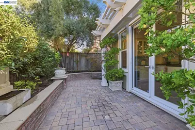 217 Wimbledon Ct, San Ramon, CA 94582 - Photo 49