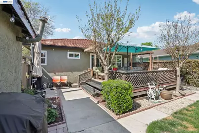 1411 C St, Antioch, CA 94509 - Photo 33