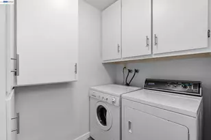 17999 Firestone Rd, Hayward, CA 94541 - Photo 23