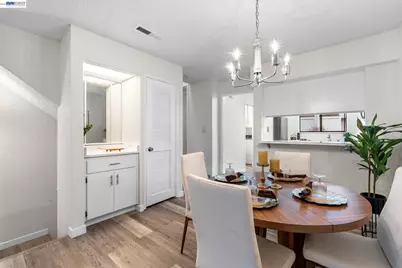 17999 Firestone Rd, Hayward, CA 94541 - Photo 15