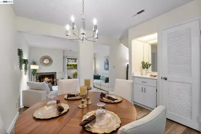 17999 Firestone Rd, Hayward, CA 94541 - Photo 19